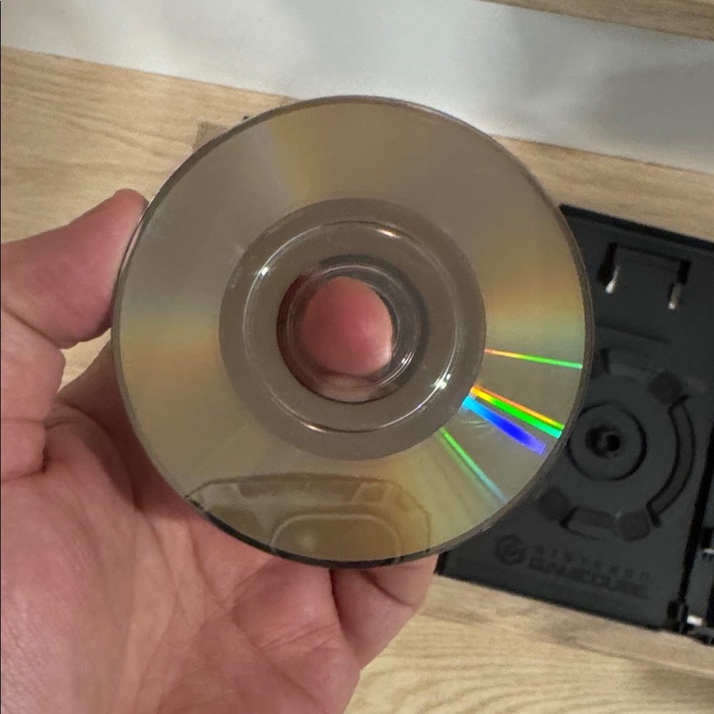 Nintendo GameCube Turok Evolution - Black and Red - Picture 4 of 4